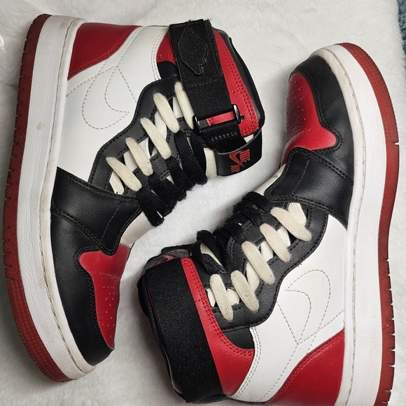 Nike Womens Air Jordan 1 Nova - Picture 2 of 7